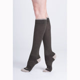 SIGVARIS 422CSM31 Merino Outdoor Performance Sock-Sm-Med-Olive